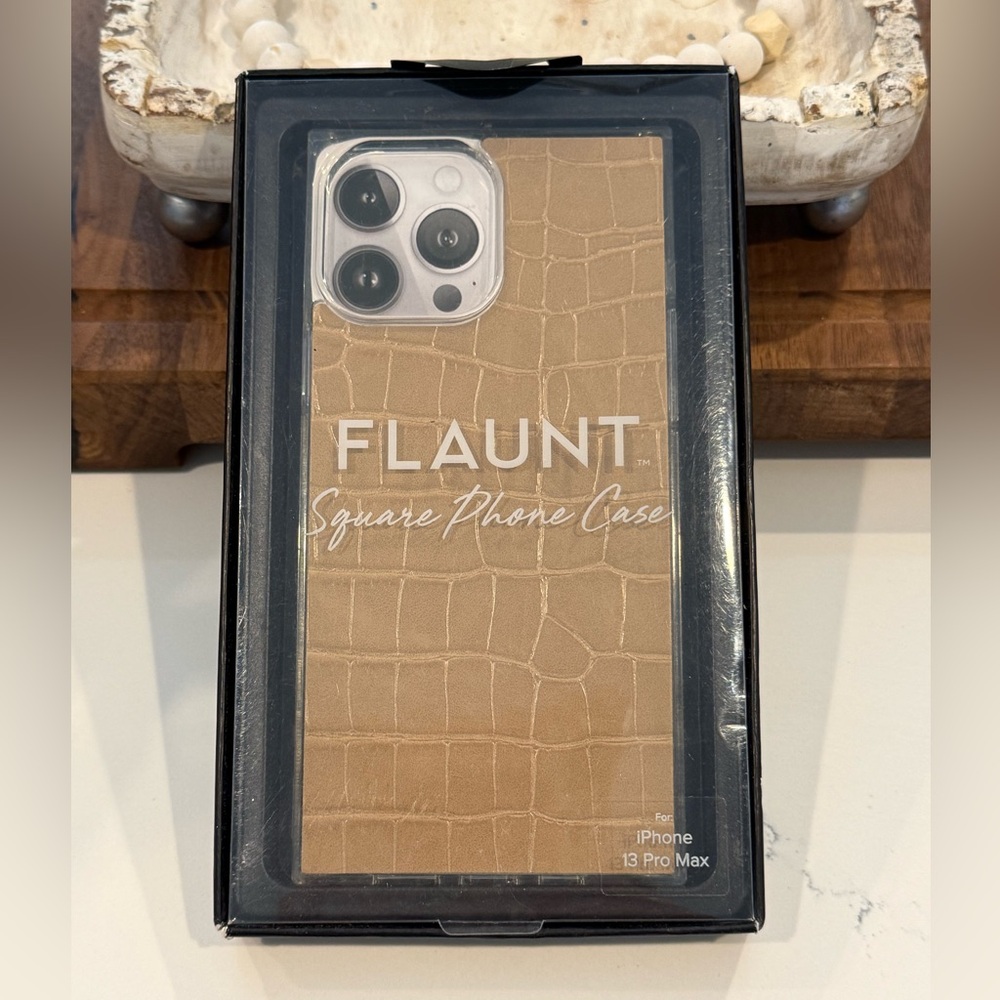SQUARE® Tan Crocodile Faux Leather case for iPhone 13 Pro Max